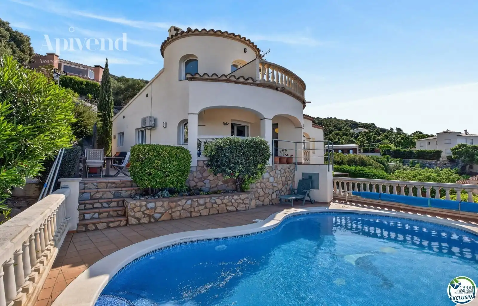 Villa mit Pool zum Verkauf in Belgica