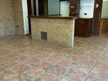 Locale commerciale in affitto a Havana