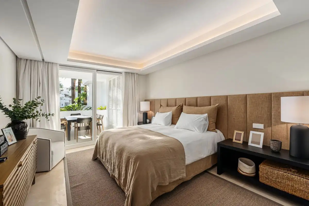 Bedroom of Ground floor for sale in Marbella  with Air Conditioner, Terrace and Storage room
