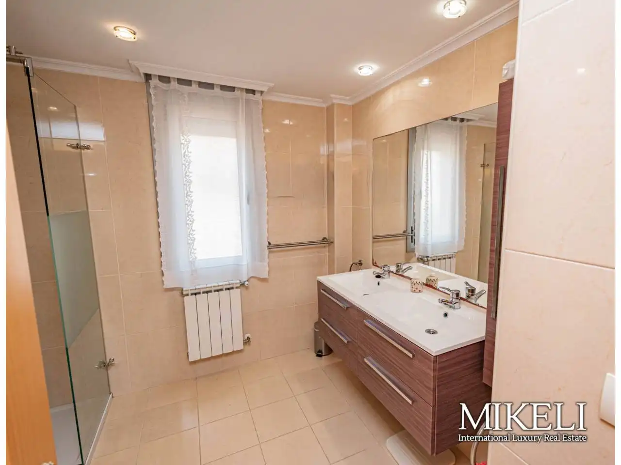 Baño de Casa o chalet en venta en Santander con Calefacción, Jardín privado y Terraza