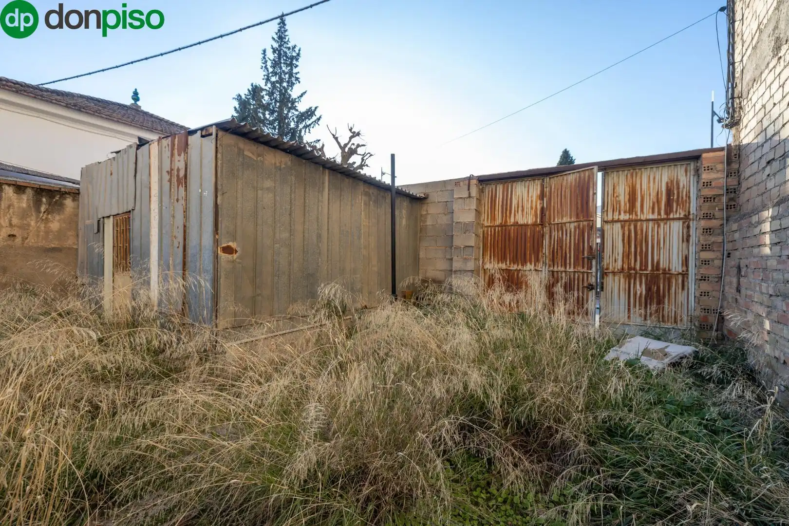 Residential for sale in Calle de Tierno Galván, 5, Avda. De los Ogíjares
