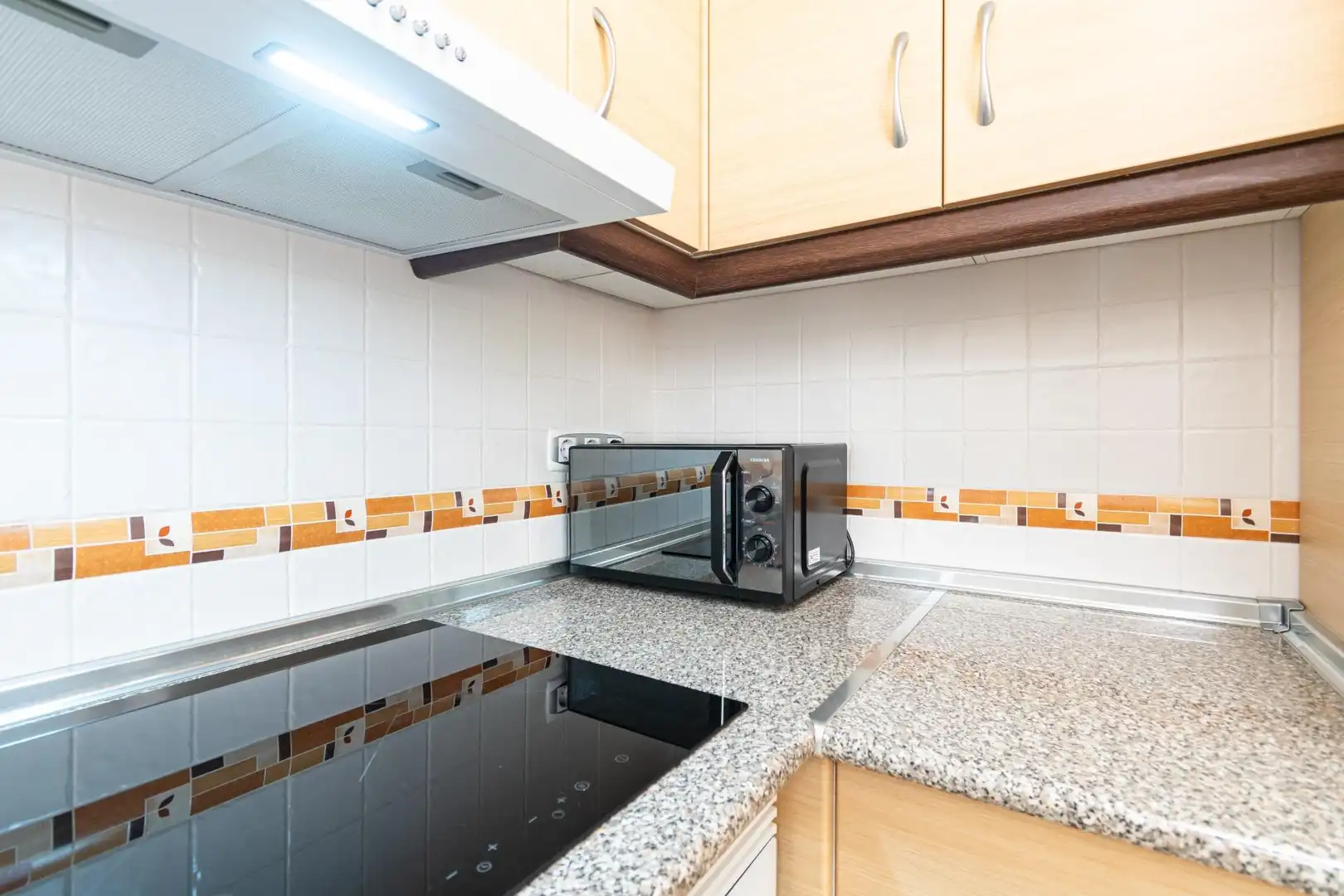 Cuina de Apartament en venda en Águilas amb Aire condicionat, Terrassa i Moblat