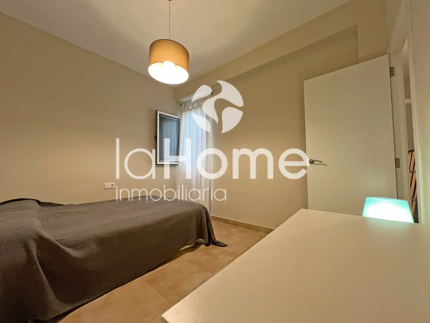 Bedroom of Flat for sale in Sueca  with Air Conditioner, Terrace and Furnished
