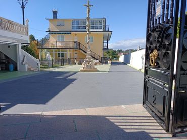 Casa con balcón en venta en Calle SOBREIRA