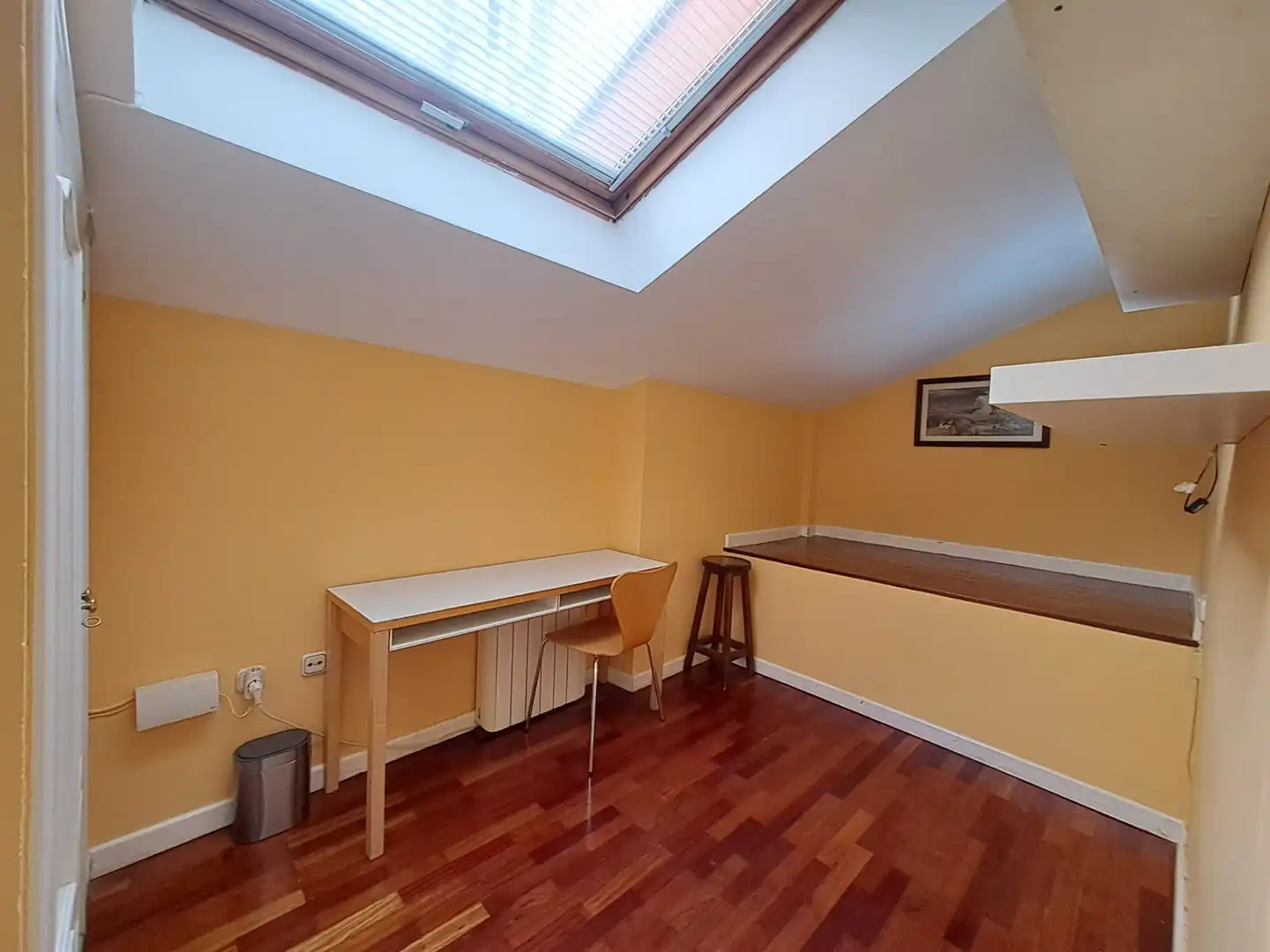 Bedroom of Flat for rent in Salamanca  with Air Conditioner, Heating and Parquet flooring