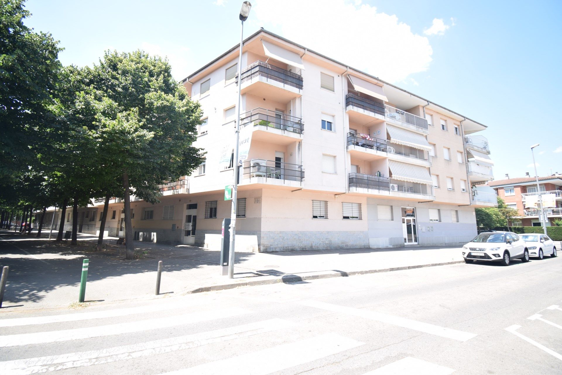 Exterior view of Flat to rent in Girona Capital  with Heating and Furnished
