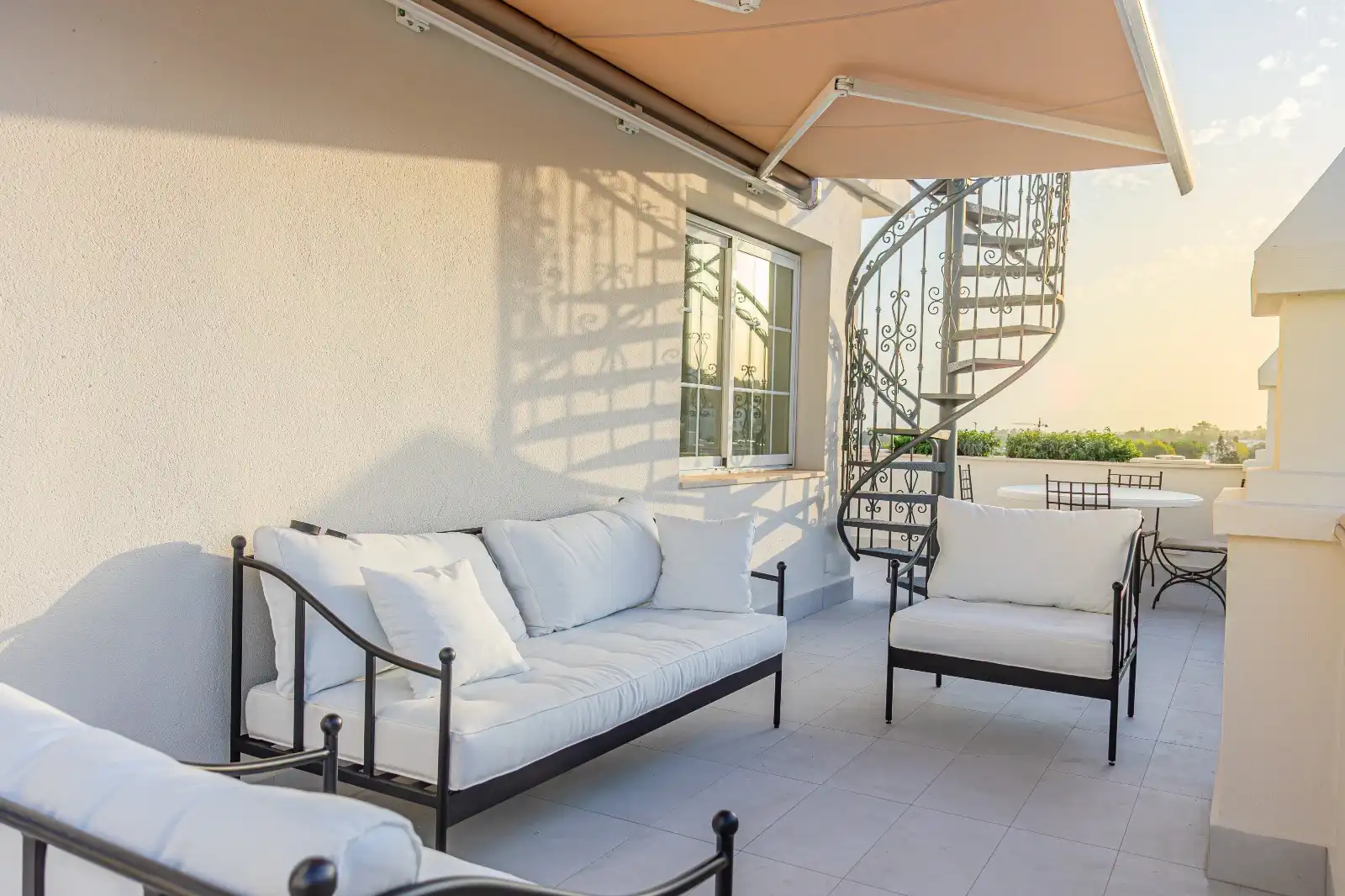 Terrassa de Àtic de lloguer en Marbella amb Terrassa, Moblat i Jacuzzi