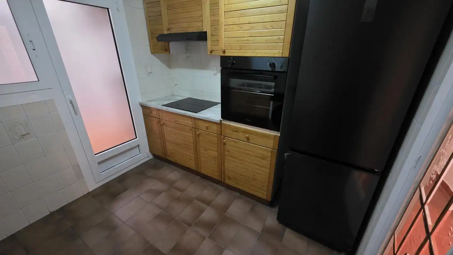 Cocina de Piso de alquiler en Terrassa con Calefacción, Amueblado y Balcón