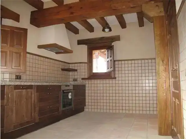 Cocina de Casa o chalet en venta en Pedraza con Jardín privado, Trastero y Amueblado