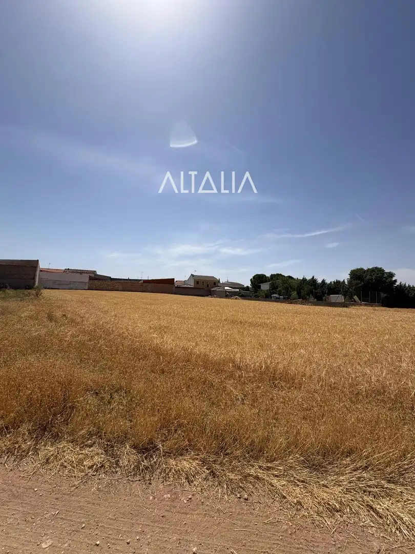 Terreno en venta en Pozorrubio de Santiago