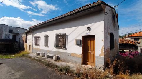Foto 2 de Finca rústica en venta en Pravia, Asturias