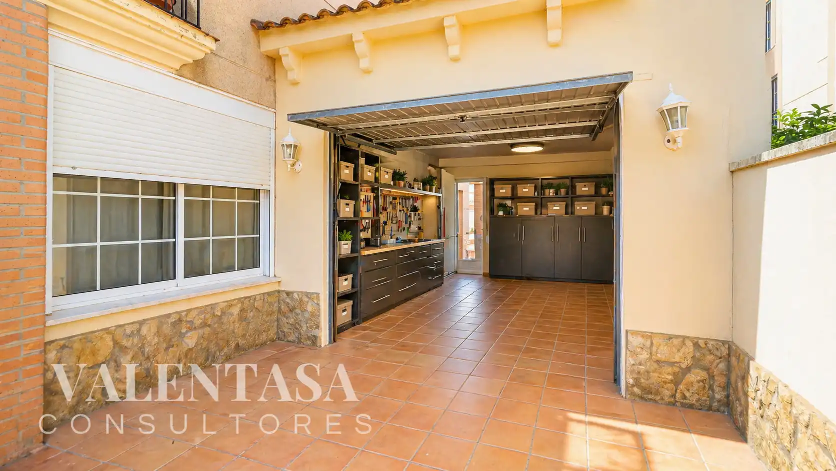 Houses for sale in L'Eliana  with Air Conditioner, Heating and Private garden