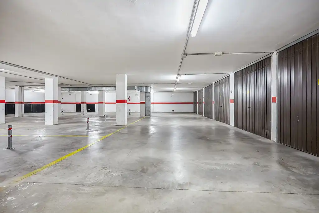Parking for sale in Av Pais Valenciano, imagen 5