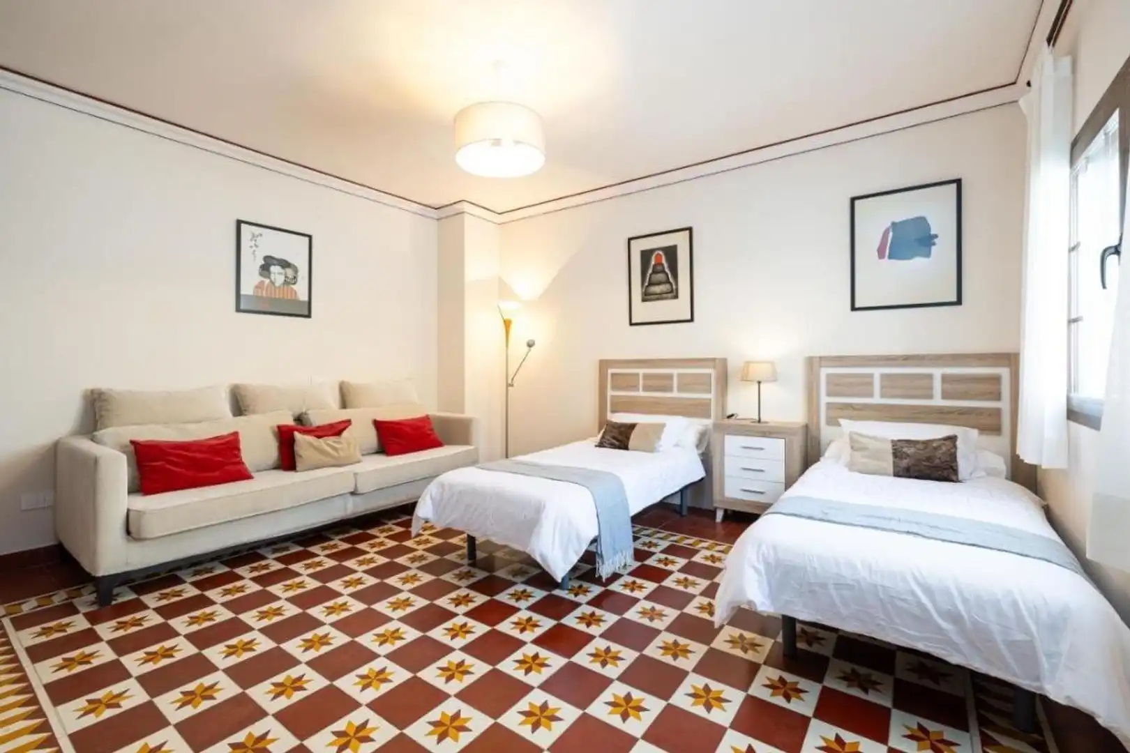 Habitación de Casa o chalet en venta en Fuengirola con Terraza y Balcón