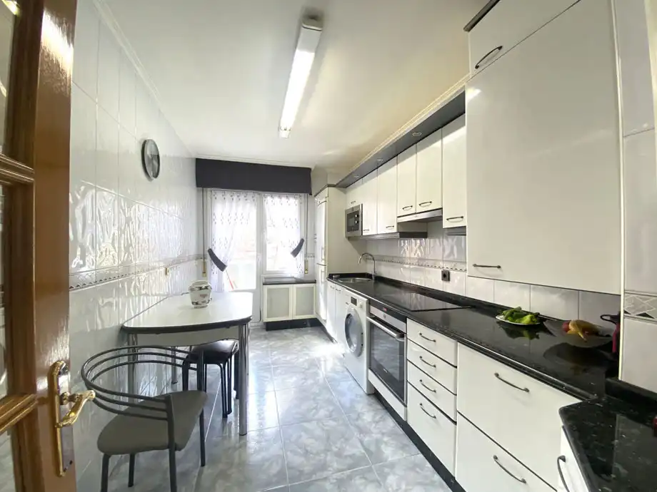 Kitchen of Flat for sale in Vitoria - Gasteiz  with Heating, Terrace and Storage room