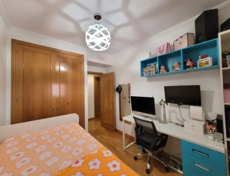 Piso en venta en Calle la Unión Mercantil, 31, Martín Carpena - Torre del Río