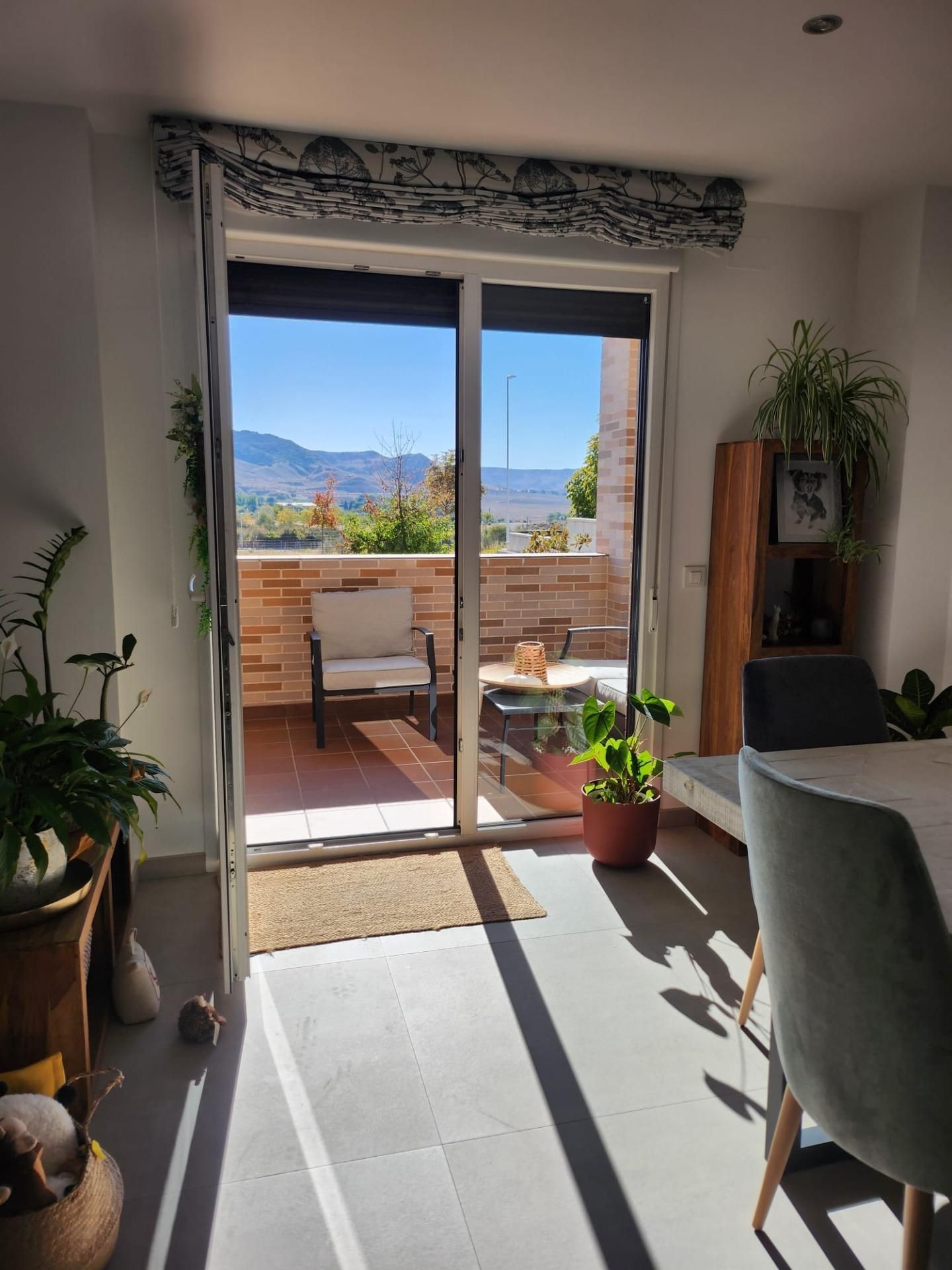 Terrassa de Casa adosada en venda en Villalbilla amb Piscina