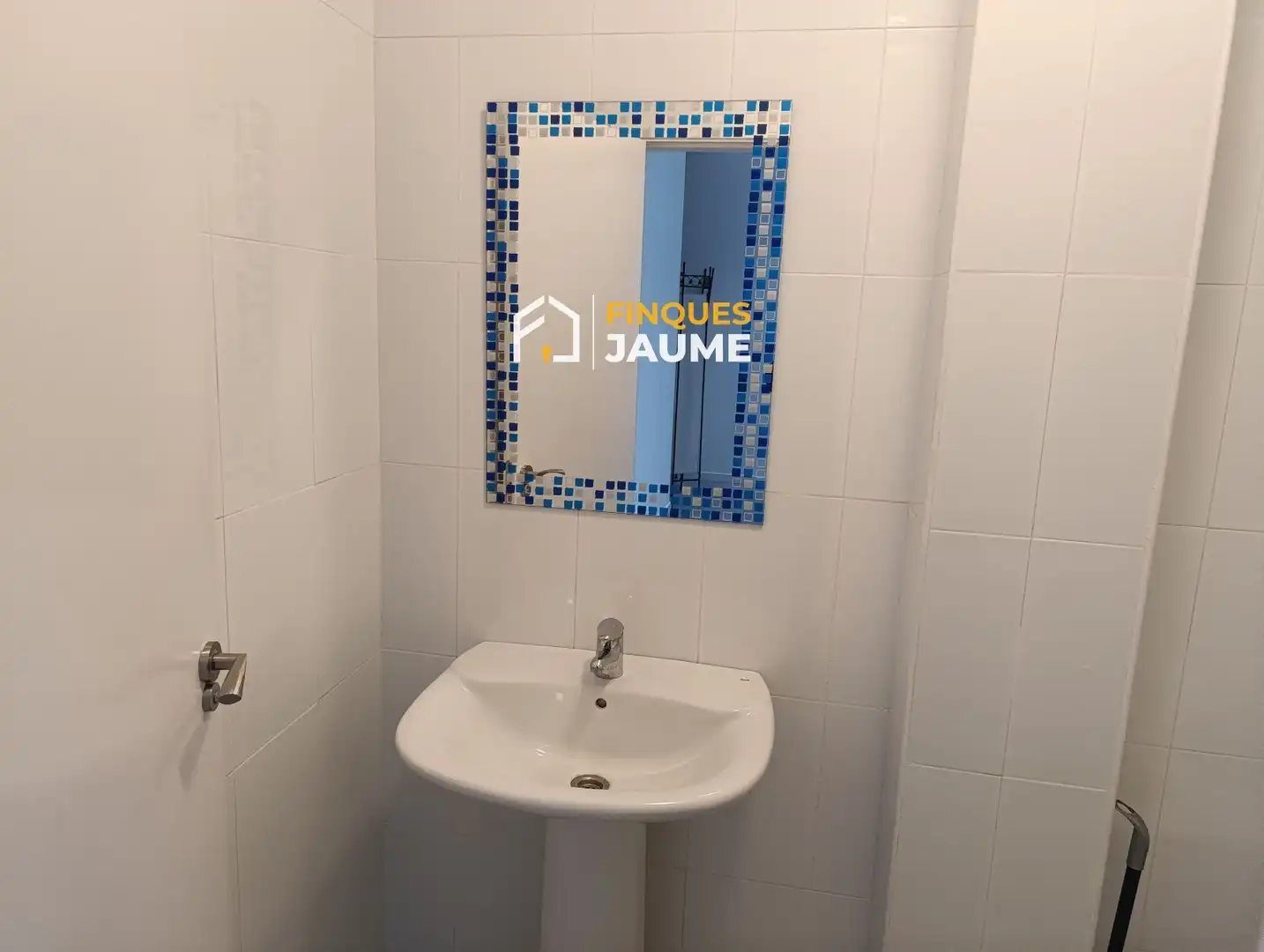Local en venta en Vallcalent, Instituts - Universitat