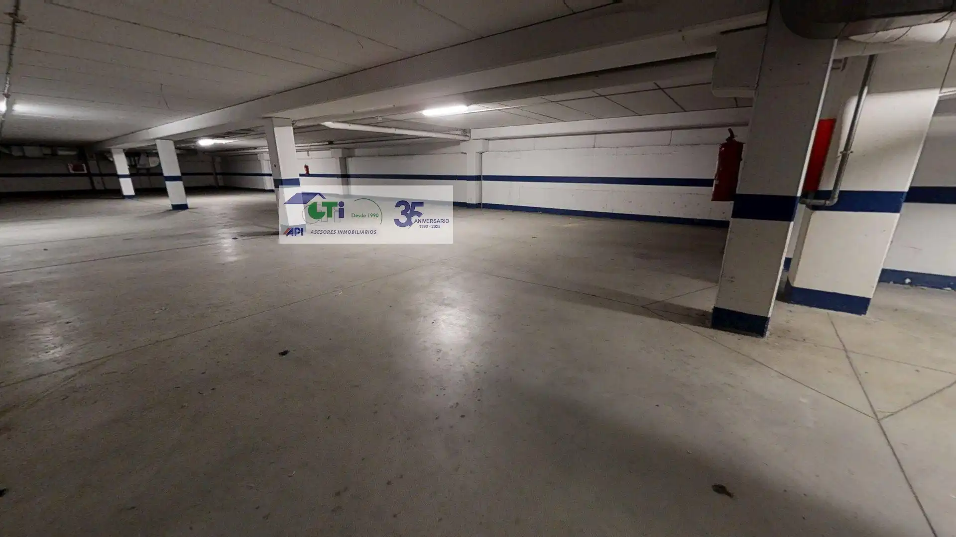 Parking de Nave industrial de alquiler en Zaragoza