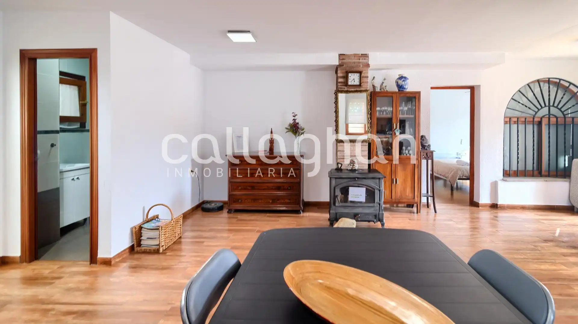 Sala d'estar de Casa adosada en venda en Sagunto / Sagunt amb Aire condicionat, Calefacció i Terrassa