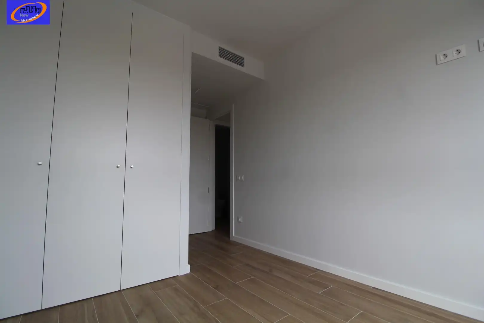 Schlafzimmer von Wohnung zur Miete in Quart de Poblet mit Parkett, Terrasse und Abstellraum