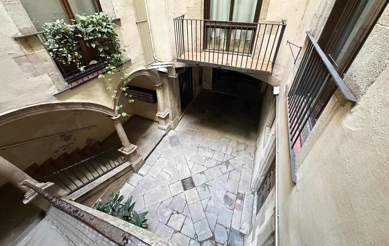 Duplex for sale in  Barcelona Capital  with Terrace and Storage room