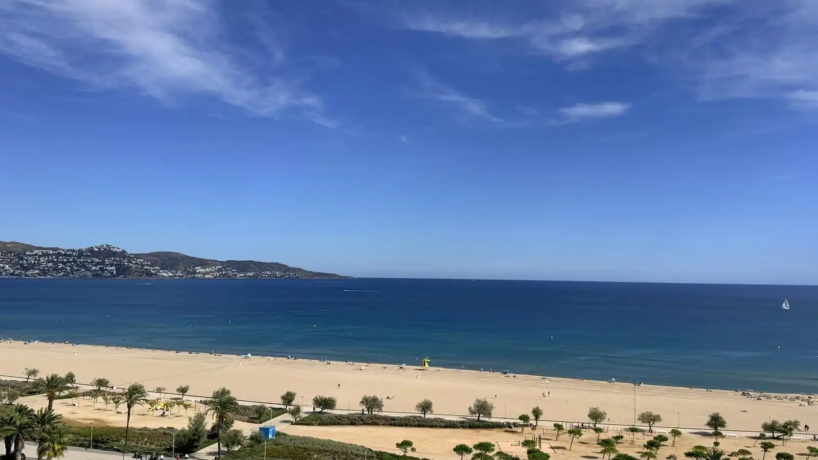 Vista exterior de Apartamento en venta en Empuriabrava con Terraza y Amueblado