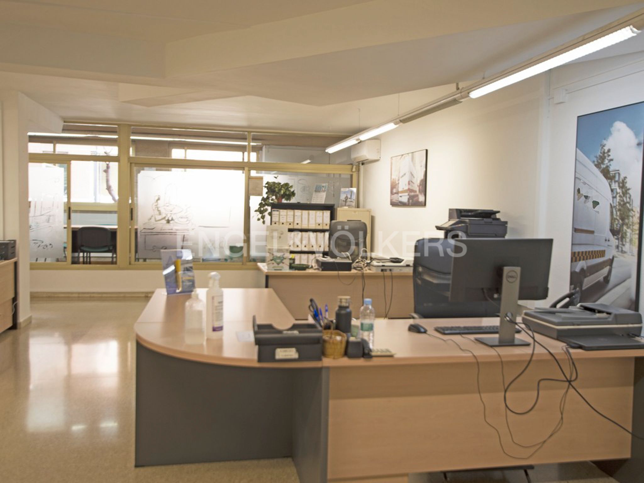 Office for sale in  Tarragona Capital  with Air Conditioner