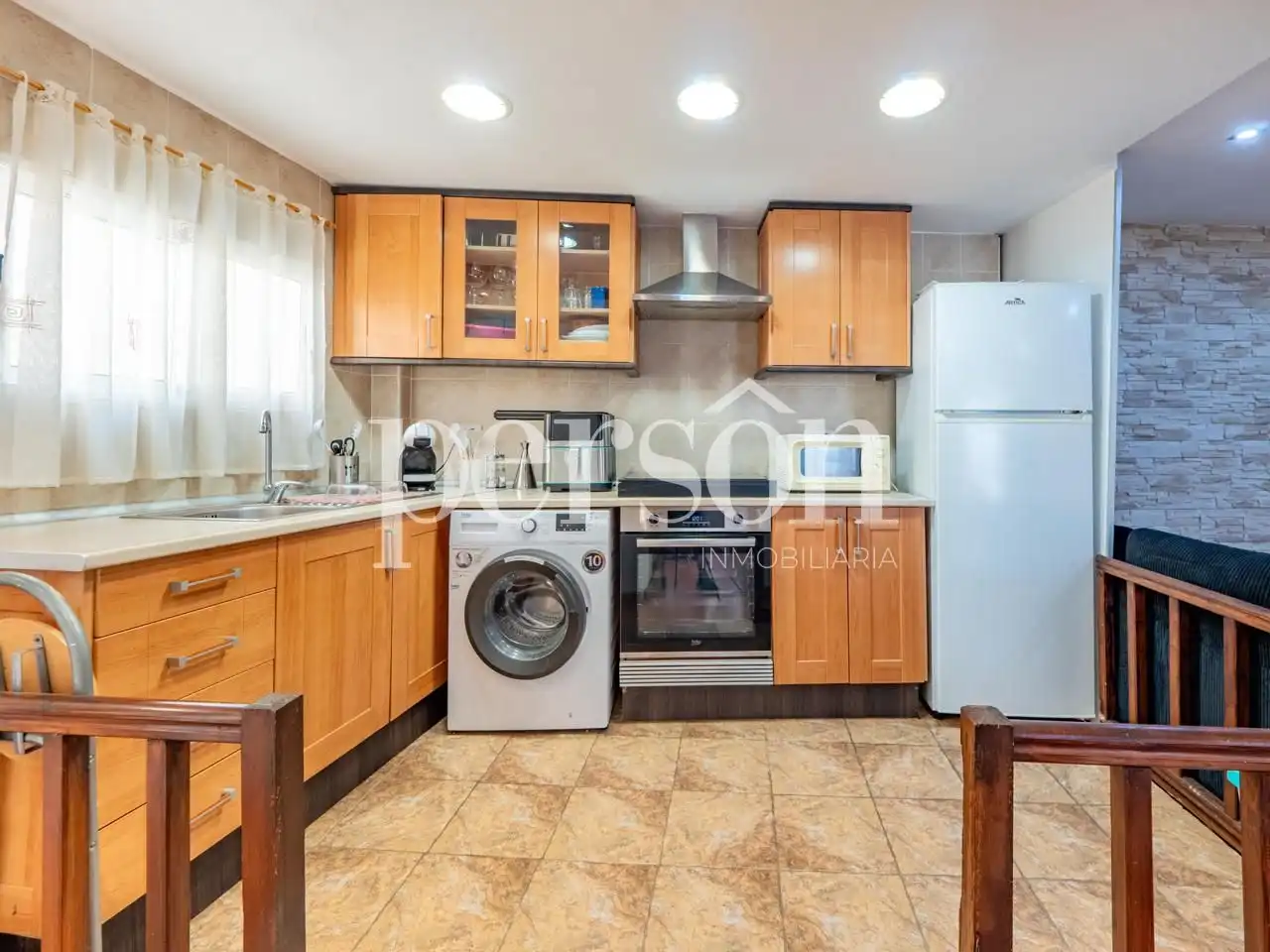 Cuina de Casa o xalet en venda en Manises amb Aire condicionat, Jardí privat i Terrassa