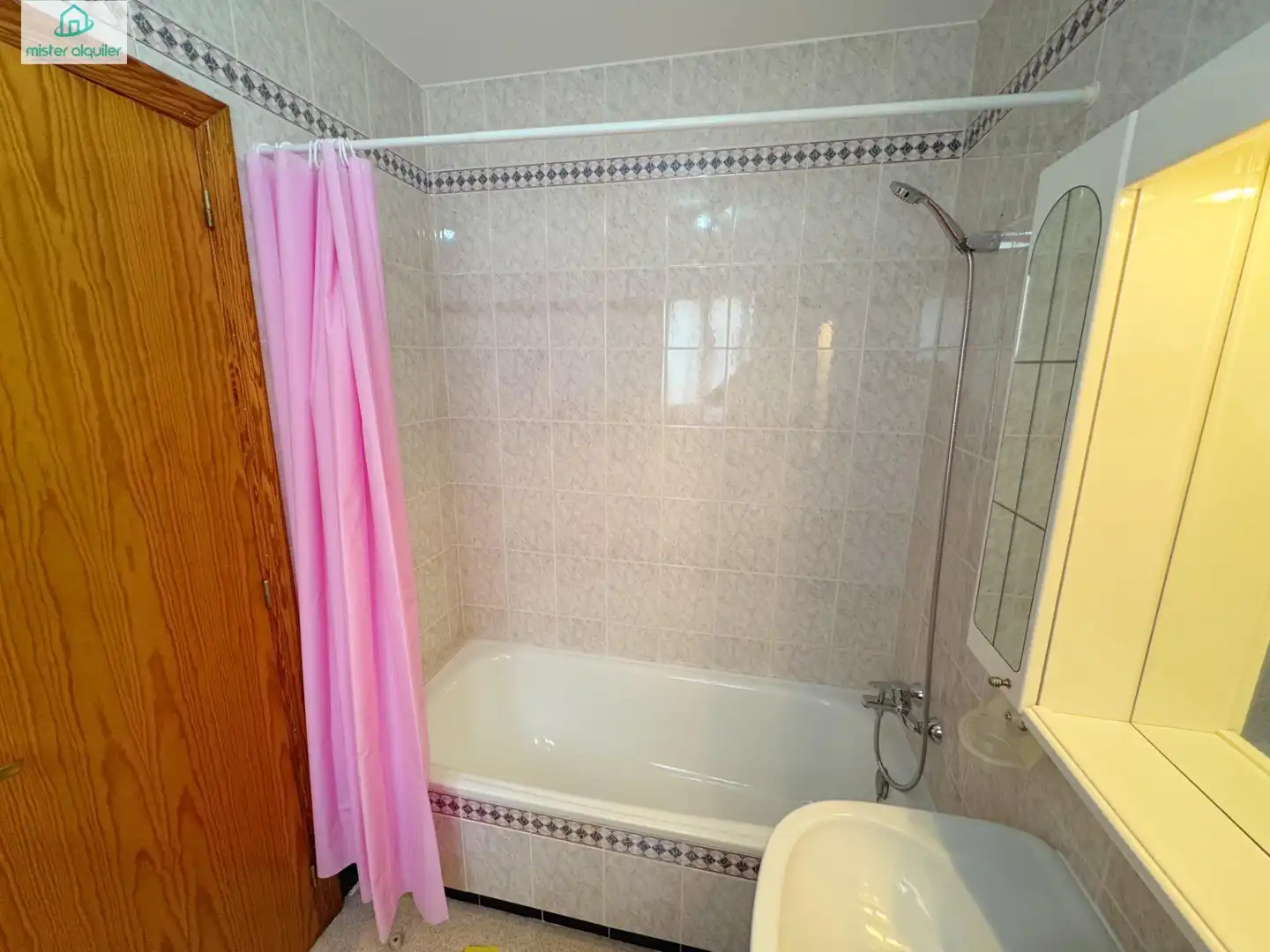 Bungalow con terrazza in affitto a Calle ALBAYNA 3, imagen 69