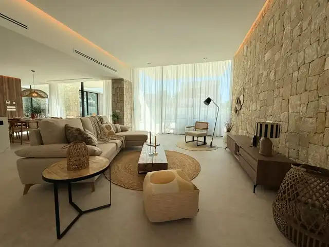 Sala d'estar de Casa o xalet en venda en Dénia amb Aire condicionat, Calefacció i Jardí privat