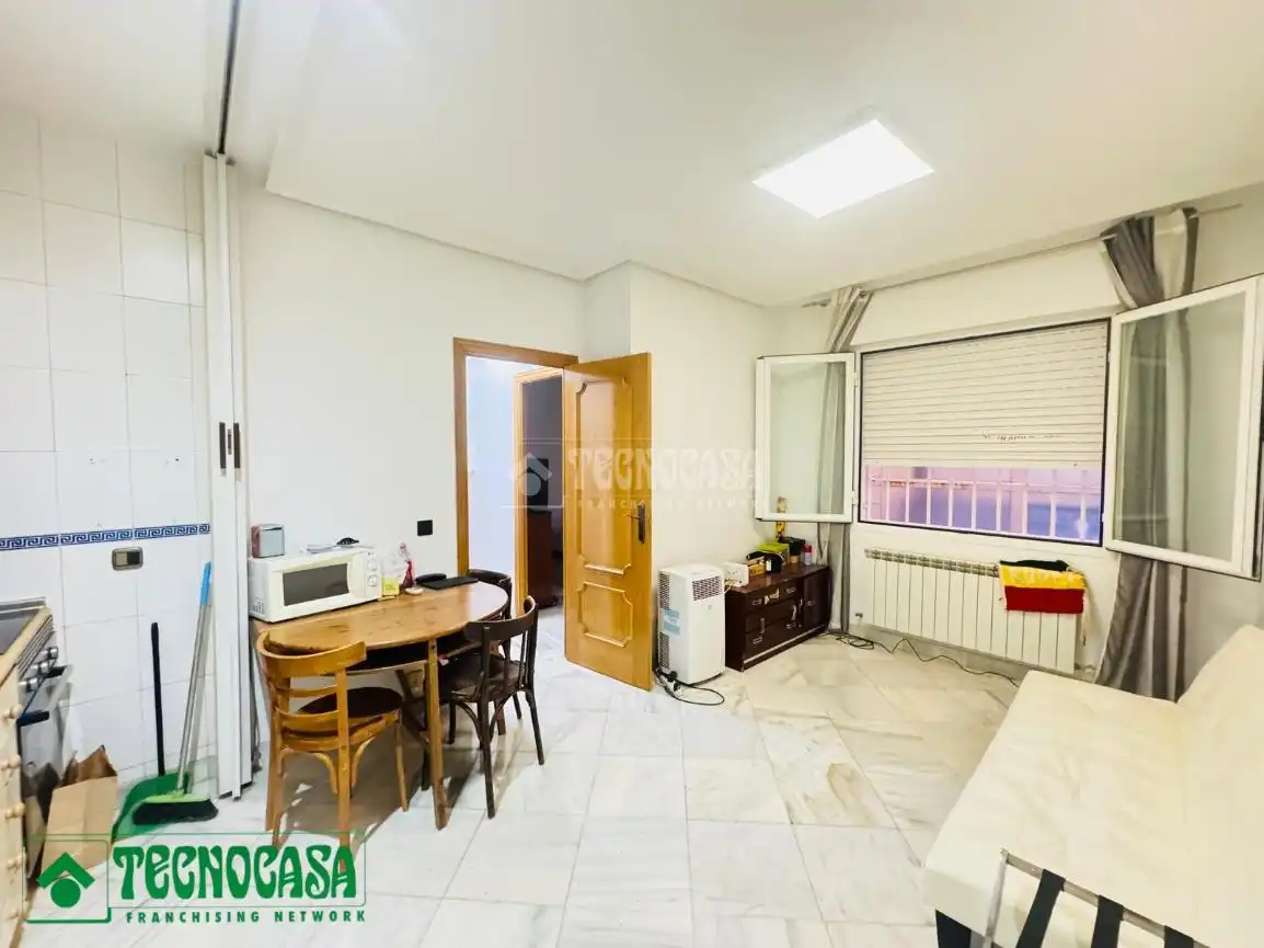 Piso en venta en Toledo con Calefacción y Amueblado