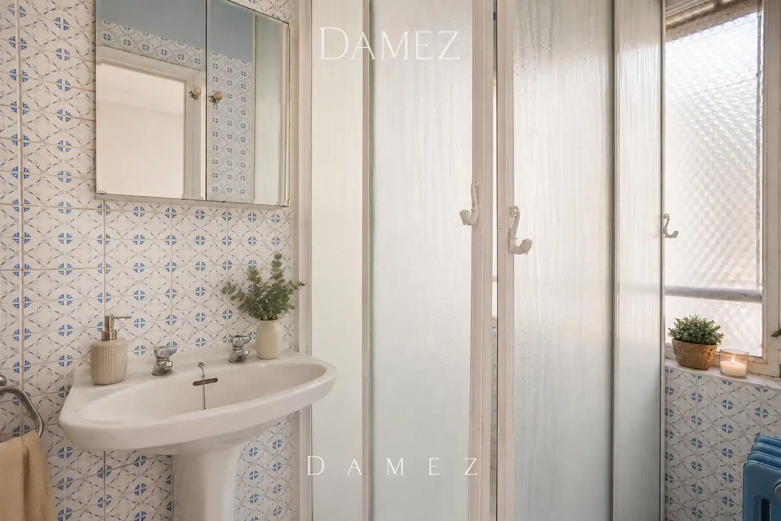 Bathroom of Houses for sale in Villanueva de la Cañada  with Terrace, Storage room and Swimming Pool