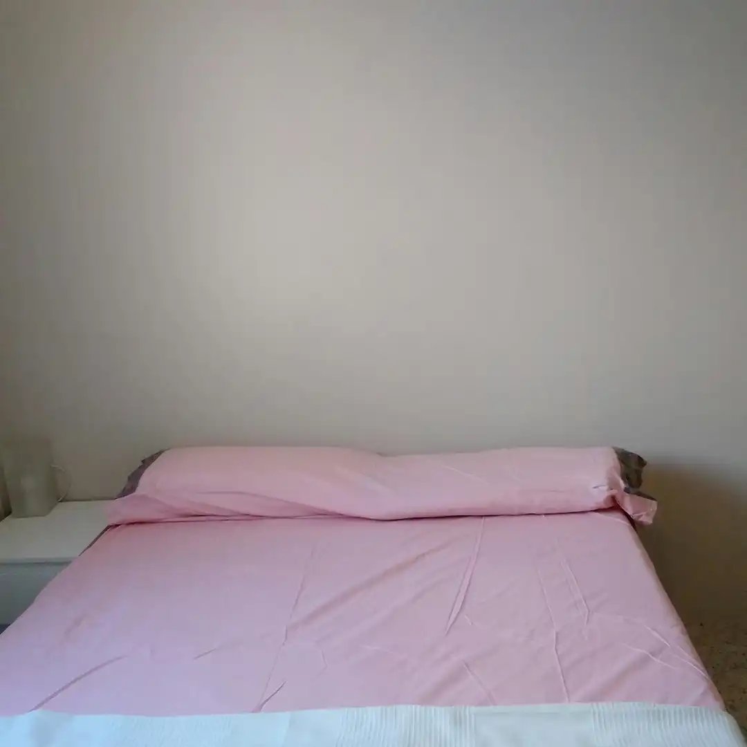 Habitación de Piso para compartir en Sevilla con Aire acondicionado, Calefacción y Amueblado
