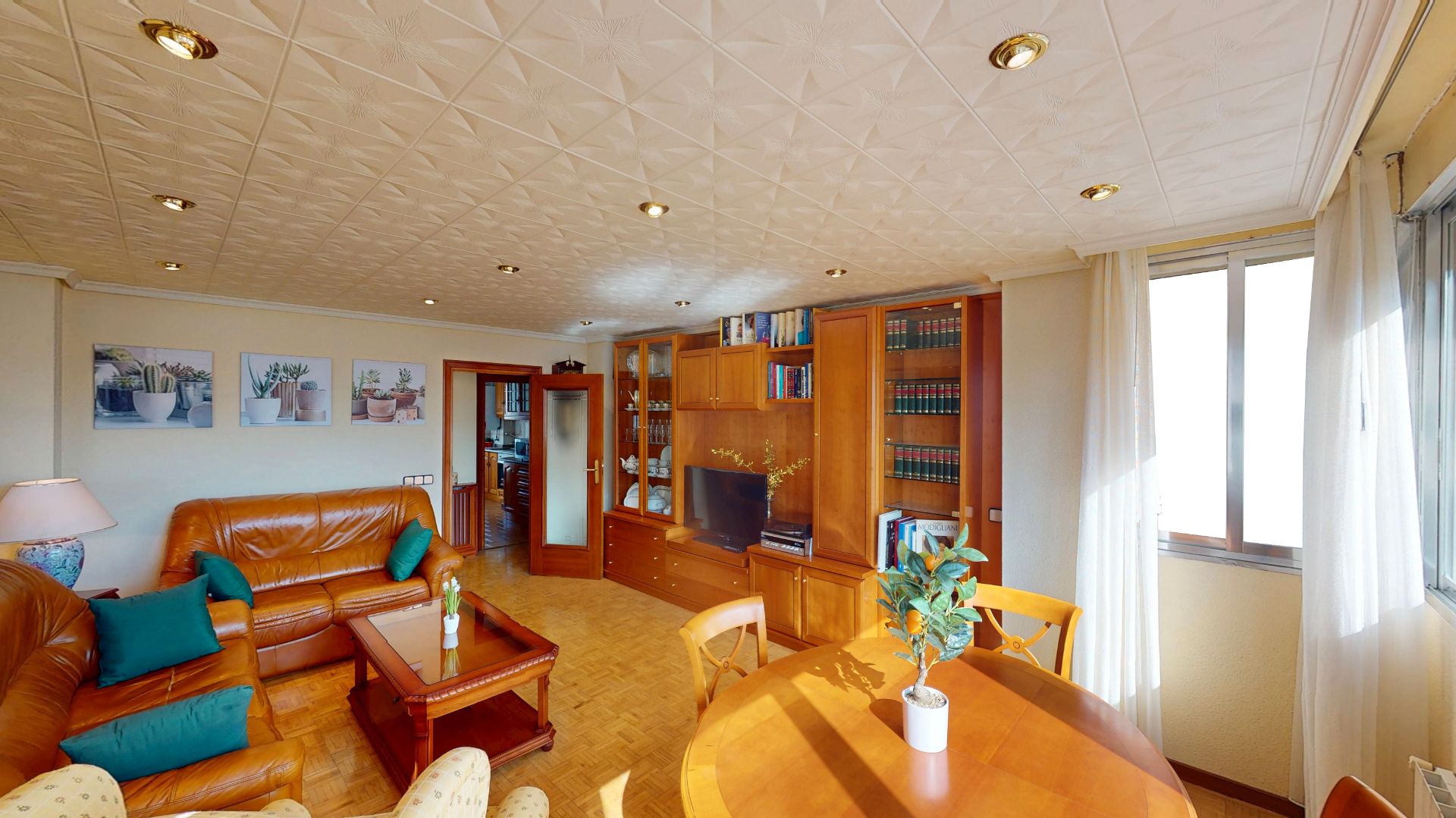 Sala de estar de Piso en venta en  Madrid Capital con Aire acondicionado, Calefacción y Parquet