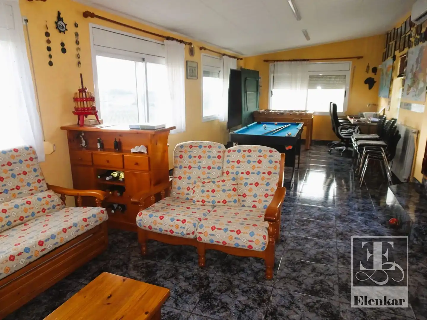 Sala d'estar de Casa o xalet en venda en Castellví de la Marca amb Aire condicionat, Calefacció i Jardí privat