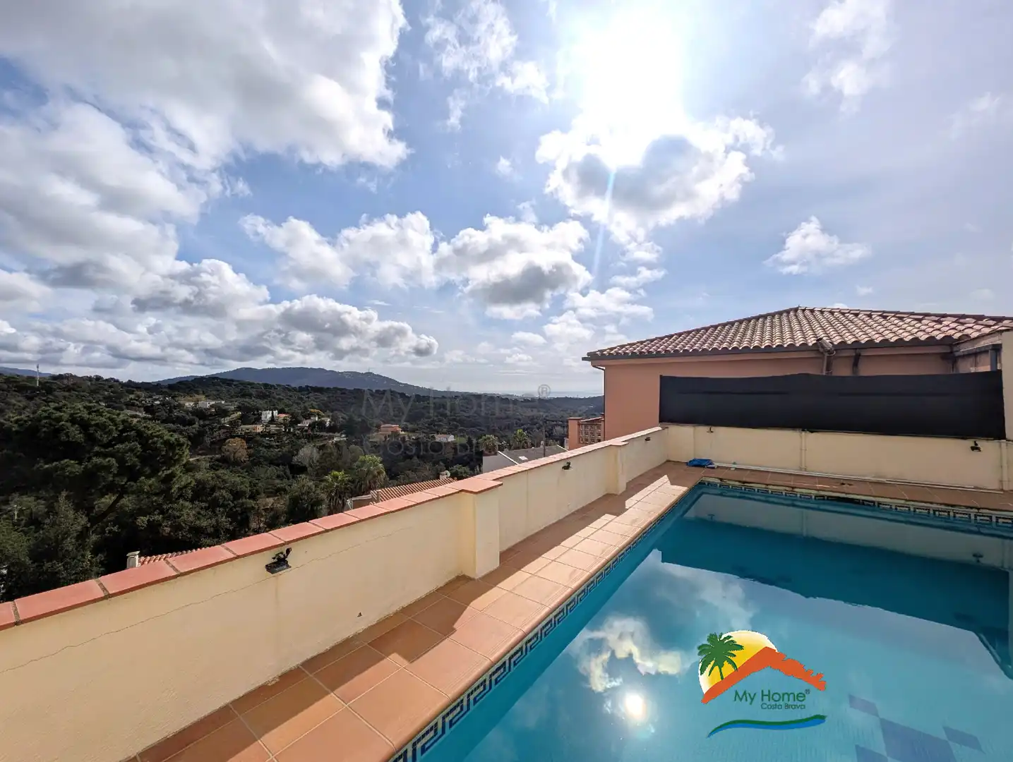 Piscina de Casa o chalet en venta en Lloret de Mar con Aire acondicionado, Calefacción y Jardín privado