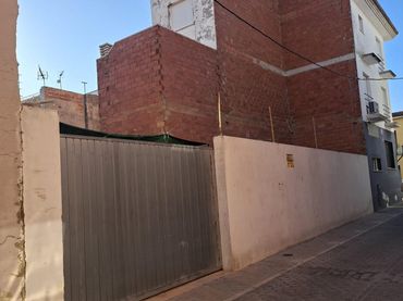 Wohnbaugrundstück zum Verkauf in Benirredrà
