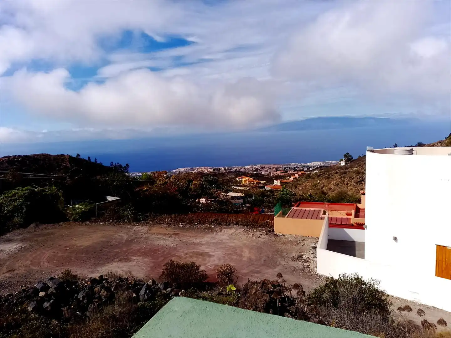 Vista exterior de Casa o chalet en venta en Guía de Isora con Jardín privado, Terraza y Trastero