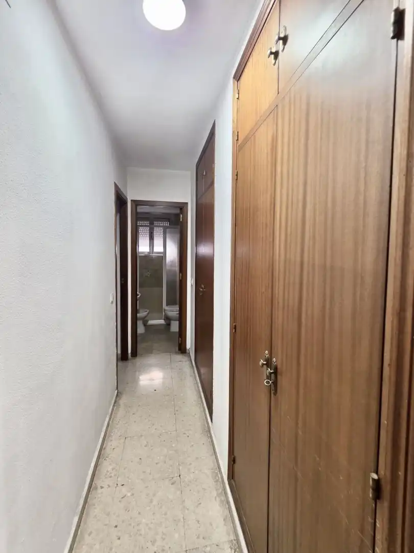Flat for sale in Macarena