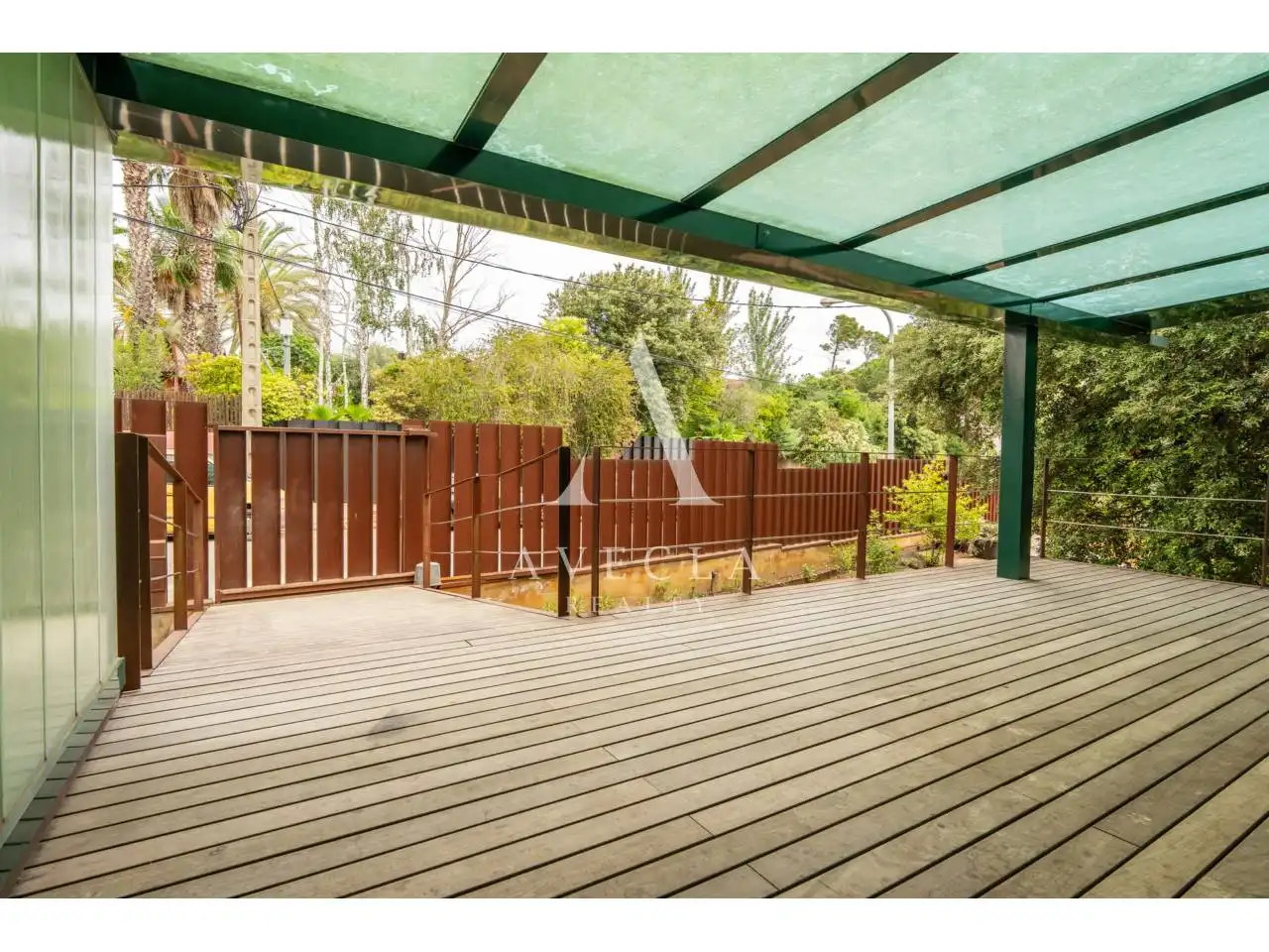 Terrasse von Haus oder Chalet zum Verkauf in Cerdanyola del Vallès mit Klimaanlage, Heizung und Privatgarten