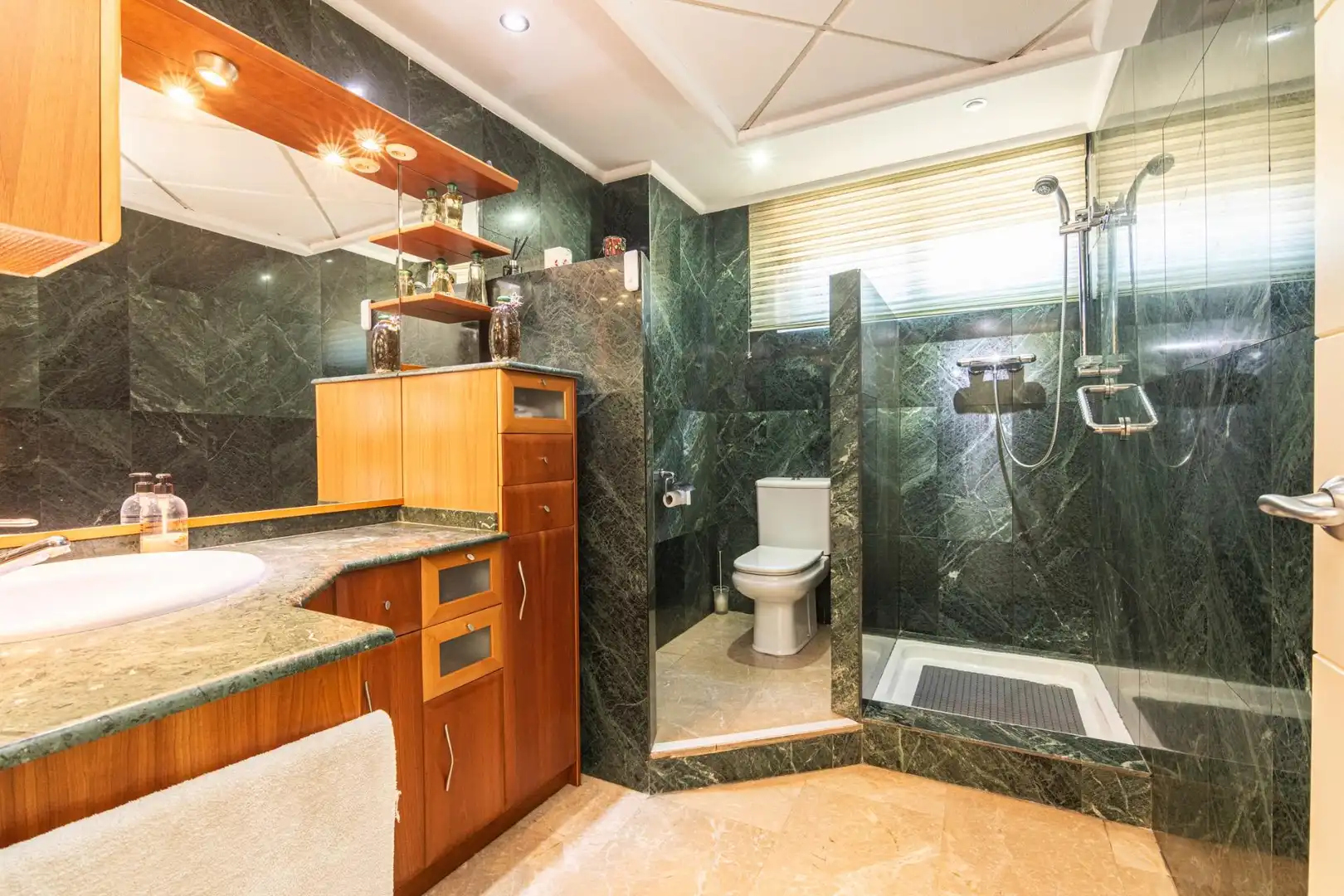 Baño de Ático en venta en Elche / Elx con Terraza
