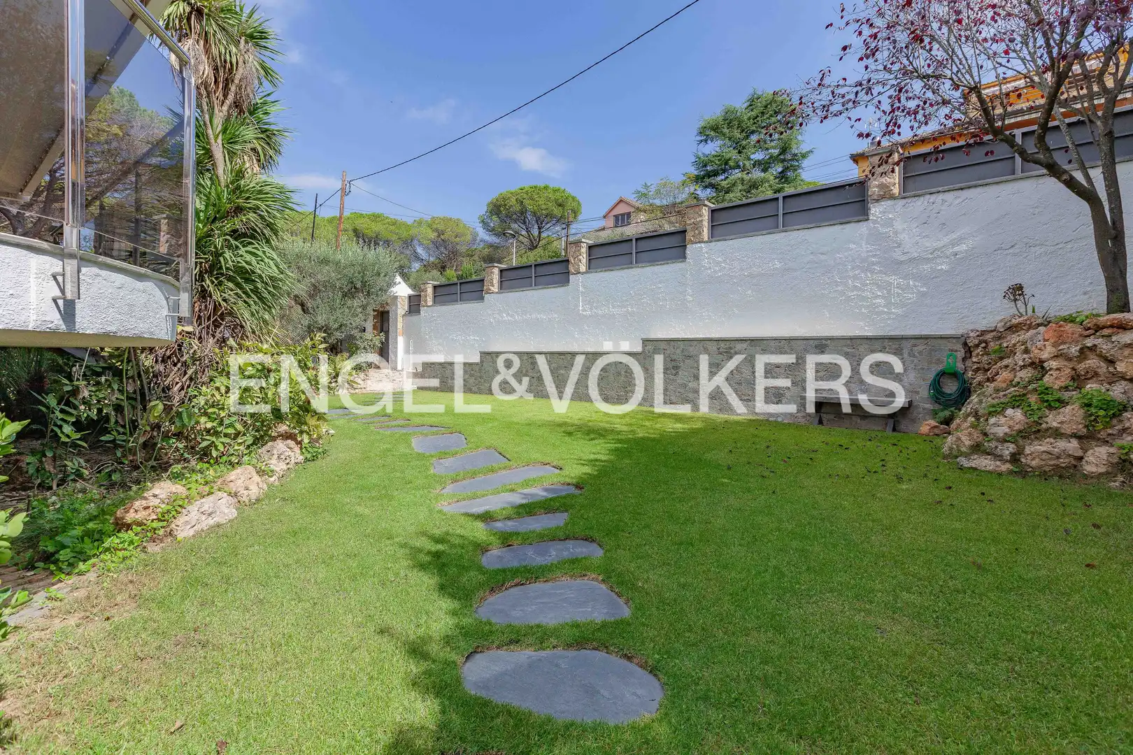 Vista exterior de Casa o chalet de alquiler en Llinars del Vallès con Aire acondicionado, Calefacción y Jardín privado