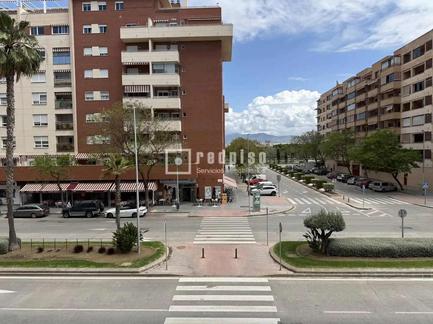 Vista exterior de Piso en venta en Málaga con Aire acondicionado, Calefacción y Jardín privado