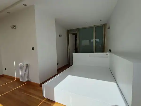 Bedroom of Apartments for sale in Vigo   with Heating, Parquet flooring and Terrace