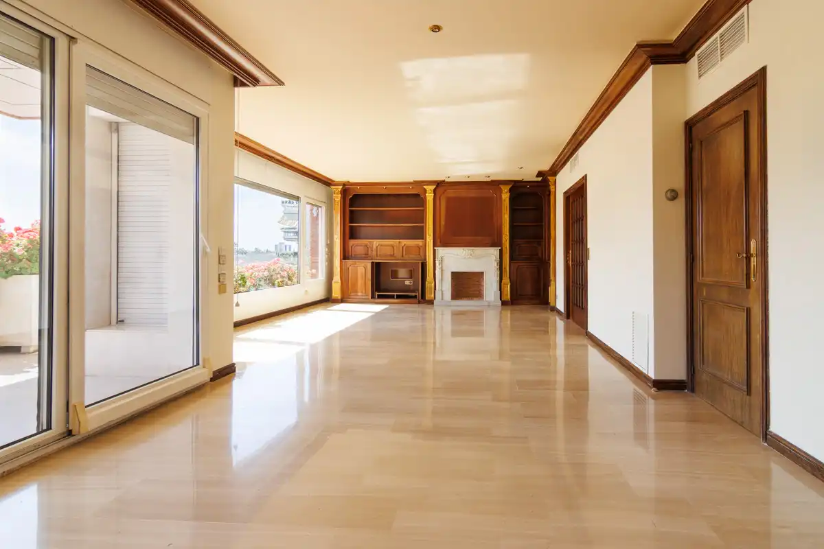 Sala d'estar de Pis en venda en Barcelona amb Aire condicionat, Calefacció i Parquet