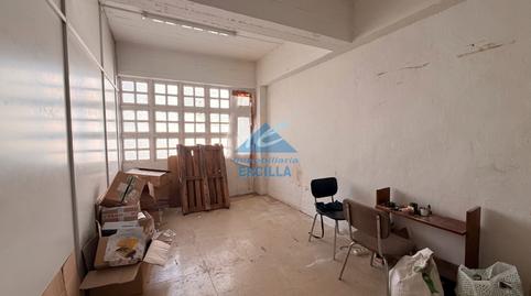 Foto 3 von Fabrikhallen zum Verkauf in Mala Estrata, 4, Basurtu, Bilbao