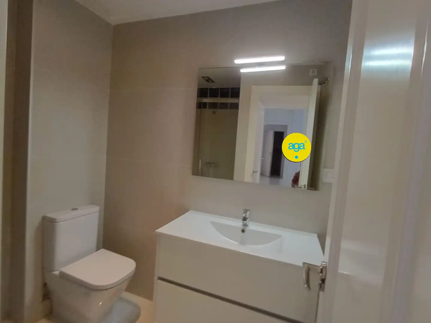 Bathroom of Flat for rent in Jaén  with Air Conditioner, Heating and Furnished