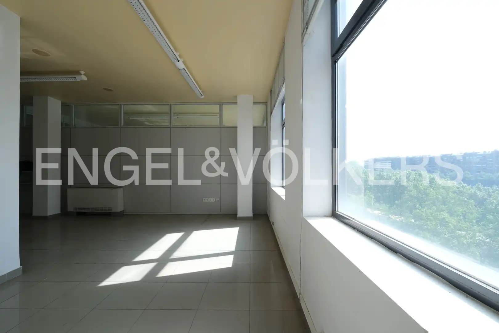 Oficina con ascensor en venta en Avinguda de Blondel, imagen 3