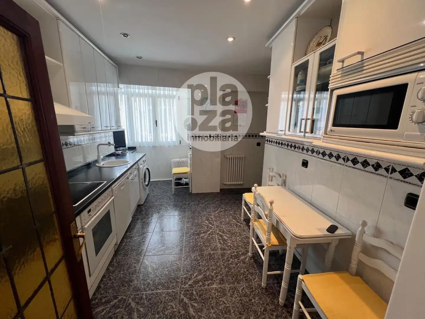 Kitchen of Flat for sale in Burgos  with Heating, Terrace and Storage room